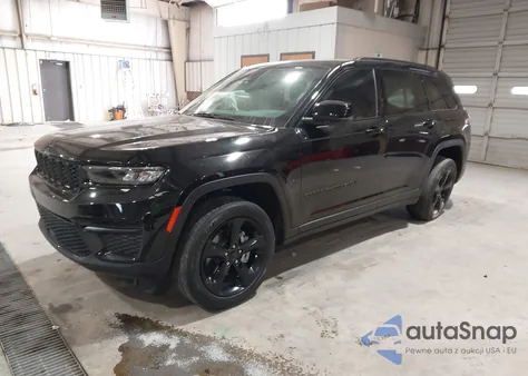 2022 Jeep Grand Cherokee Altitude 4X4 из США, поврежденный, VIN 1C4RJHAG8N8623096